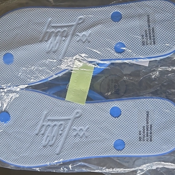 Lilly Pulitzer Pool Flip Flop - Picture 6 of 6